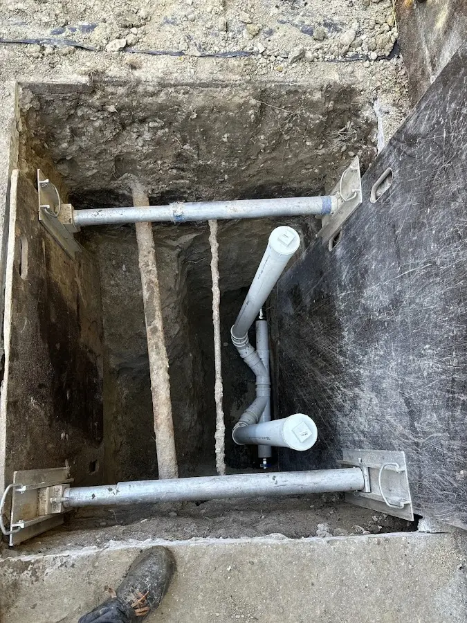 Experienced plumber completing Gas Line Repair work in Lake Villa